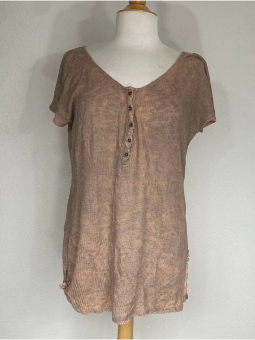 Free People We the Free Womens Tan Gray Button Lightweight T-Shirt Casual Size M